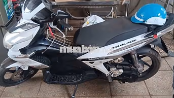 Honda Air Blade Trắng đen mới