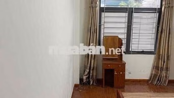 Nhà mặt phố Ngọc Trục giá siêu rẻ kinh doanh bất chấp