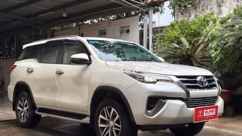 Toyota Fortuner 2.8G AT 4x4 2018 Trắng ngọc trai