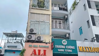 NHỈNH 10 TỶ - MT HUỲNH VĂN BÁNH, Q.PN - DTCN: 41M2 - 4 TẦNG - HĐT: 25T