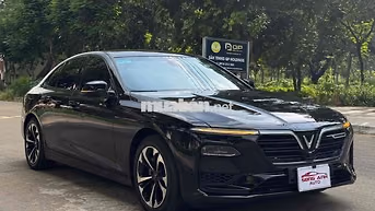 Vinfast Lux A 2.0 Turbo Base 2022 Đen