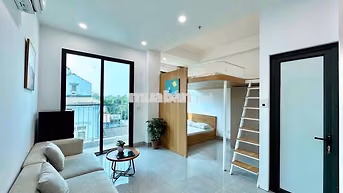 Cho thuê căn hộ duplex 2 chỗ ngủ ở được 3-4 bạn chỉ 6tr6 gần ĐH UFM
