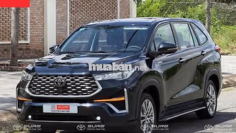 Toyota Innova Cross Hybrid 2024 Xanh đen siêu hiêm