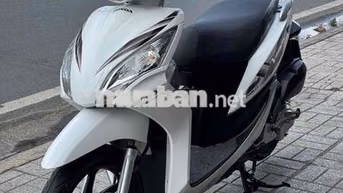 Honda Vision Trắng xe đẹp máy zin biển 67