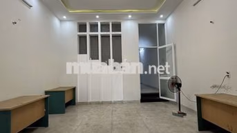 NHÀ 2 TẦNG MẶT TIỀN BÀU NĂNG- TRƯỚC BẾN XE