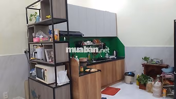 Bán căn nhà cấp Vĩnh Phú- Hẻm Xe Hơi Thông- Như mới