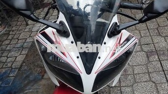 Yamaha R15 Đỏ Trắng Xe máy thể thao