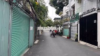 Nhà 3 mặt tiền hẻm oto dòng tiền 900tr ngang hơn 13m