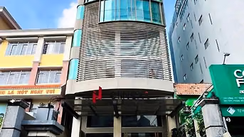 TÒA NHÀ 8 TẦNG MẶT TIỀN PHAN XÍCH LONG – PHÚ NHUẬN!!!  📍Địa chỉ: 37A 