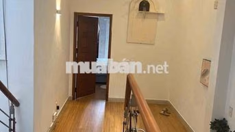 Cho thuê nhà 3 tầng MT đường 7m5 Ỷ Lan Nguyên Phi - Hòa Cường