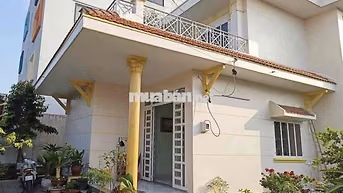 Biệt thự giáp quận 12 đường Nguyễn Ảnh Thủ