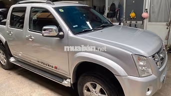 Isuzu D-Max Số tự động Bạc 5 chỗ