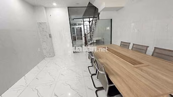 Cho thuê văn phòng tầng trệt 5x21m KDT Vạn Phúc 12,5tr