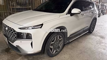 Hyundai Santa Fe HTRAC 2.2D Trắng 7 chỗ