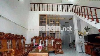 cho thuê nhà mới tinh sạch sẽ gác lửng 2p ngủ hẻm xe hơi lê thị dung
