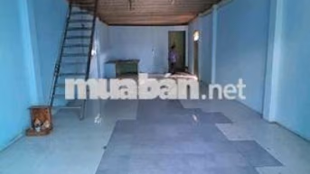 cho thuê nhà trống suốt 1/ quách điêu sạch sẽ rộng rãi làm nghề xe tải
