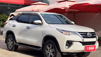 FORTUNER MÁY XĂNG 2017 - GIÁ TL