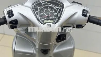 Honda Vision 2021 Bạc