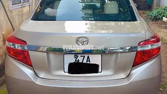 Toyota Vios 2015 Số sàn Vàng cát