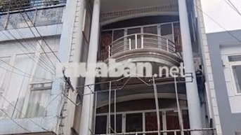 cần cho thuê mt 8a lê tân quốc 4 x 18 nhà 4 tầng giá 20 tr tháng tl