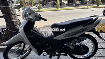 Honda Wave Alpha 2026 Trắng đen