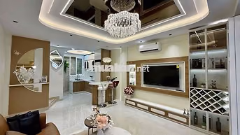 BÀNH VĂN TRÂN THÔNG CÁCH MẠNG THÁNG 8 - NGANG RỘNG 4,1M - SÁT MẶT TIỀN