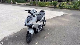 Honda Air Blade Xám 22.183 km