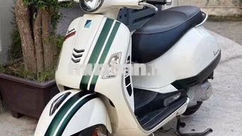 Piaggio Vespa GTS 125 3Vie 2015 Trắng Đã sử dụng