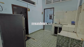 Nhà 72m2 2pn 1wc hẻm xe hơi gần ĐH Luật 8triệu
