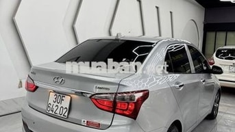 Hyundai i10 Sedan 1.2 STĐ Bản đủ 2018 Bạc 9 vạn