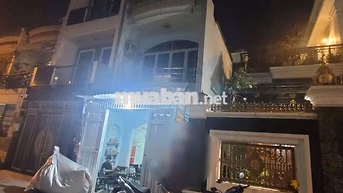 Cho thuê nhà Nc Lê văn thọ 1 trệt 1 lầu 3pn 2wc HXT thông giá 13.5tr