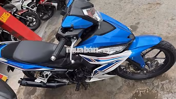 Honda Winner V1 Xanh trắng đen