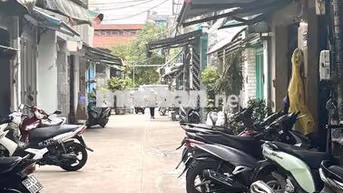 Chính chủ BN Hưng Phú, hẻm 5m, 2 tầng, 38/43m2, 2 PN, 2 WC nhà mới
