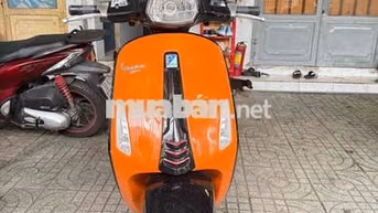 Piaggio Vespa Cam Nữ Kiên Giang