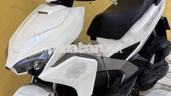 Honda Air Blade Trắng