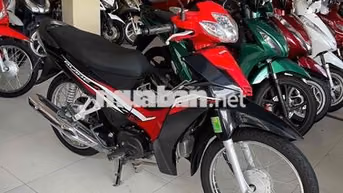 wave blade 2024 . lướt 10k km . zin nguyên bản.