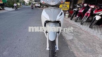 Honda Wave Alpha 2025 Trắng xám