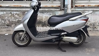 Honda Lead 110 FI Bạc