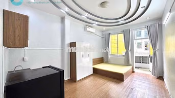 trống sẵn phòng Studio ban công 35m2 siêu rộng rãi , Xóm đất q11