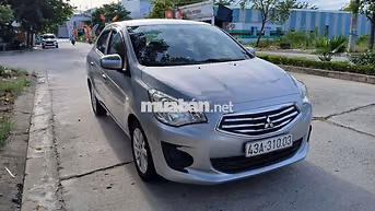 bán xe gia đình sử dụng số sàn
