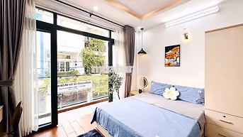 2 Phòng Ngủ Ban Công, Cửa Sổ Trời Giá Rẻ Cho Thuê Ngay Gần Quận 10