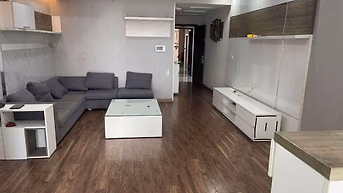Cho thuê chung cư Sky Center, Phổ Quang - Căn 2PN, Full NT giá 15tr/th