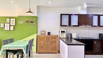 Tôi bán cao ốc Phú thọ Thuận Việt, 65m2, thẻ từ , tầng cao