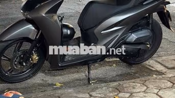 Honda SH 160i ABS 2026 Xám titan 900km