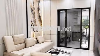 bán nhà .7.7 tỷ . 4,5x 12m . 4 tầng . 4 pn. 5wc . bình Tân. mã lò