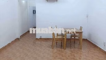 nhà gần ngã 5 vĩnh Lộc.1 phòng ngủ 