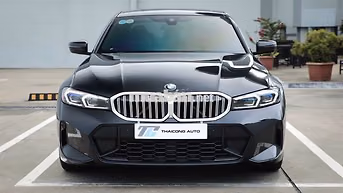 Xe BMW 3 Series 330i M Sport 2023 - 1 Tỷ 479 Triệu