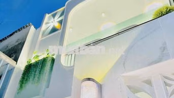 NHÀ ĐẸP NGAY ĐẦU KHU PHAN XÍCH LONG - 15M RA HẺM XE HƠI