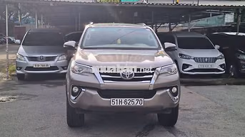 TOYOTA FORTUNER 2019 TỰ ĐỘNG MÁY DẦU CHẤT XE ZIN