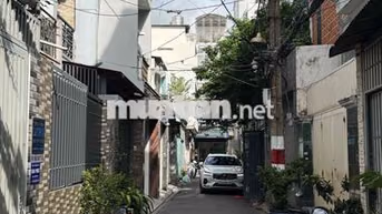 P.14, Q. Tân Bình! Nhà 1lầu nguyên căn khu Bàu Cát. Dt 5,6*21